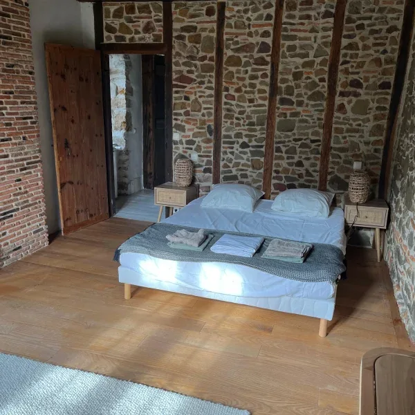Chambre Maison Salié, location maison Pays Basque pour séjour et événement