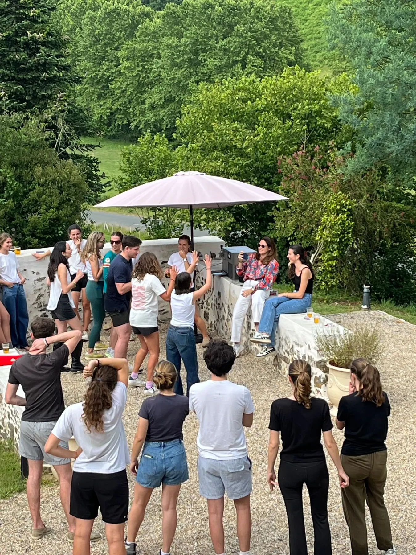 Séminaire Pays Basque Maison Salié - cohésion sur la terrasse
